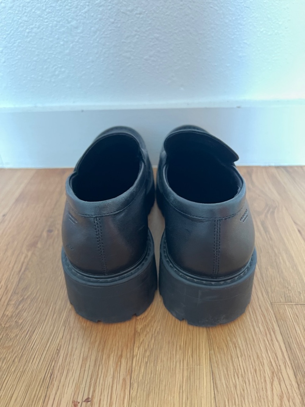 Vagabond Lug Sole Loafers - Picture 4 of 9